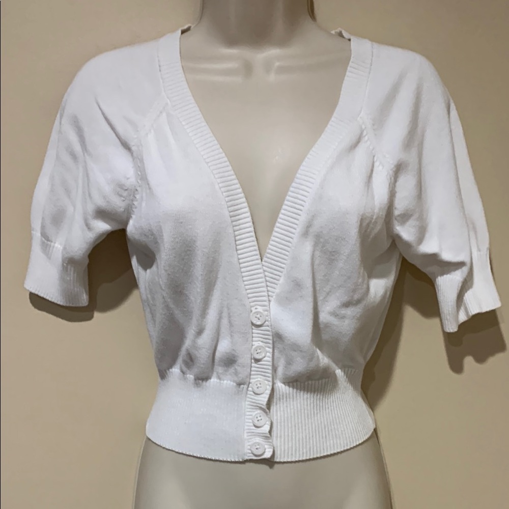 S-L top or cardigan